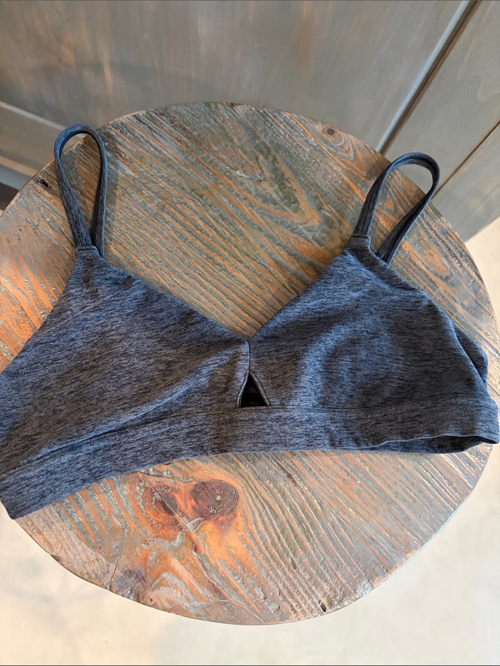 ALO Yoga Charcoal Gray Seamless Bralette with Front Keyhole